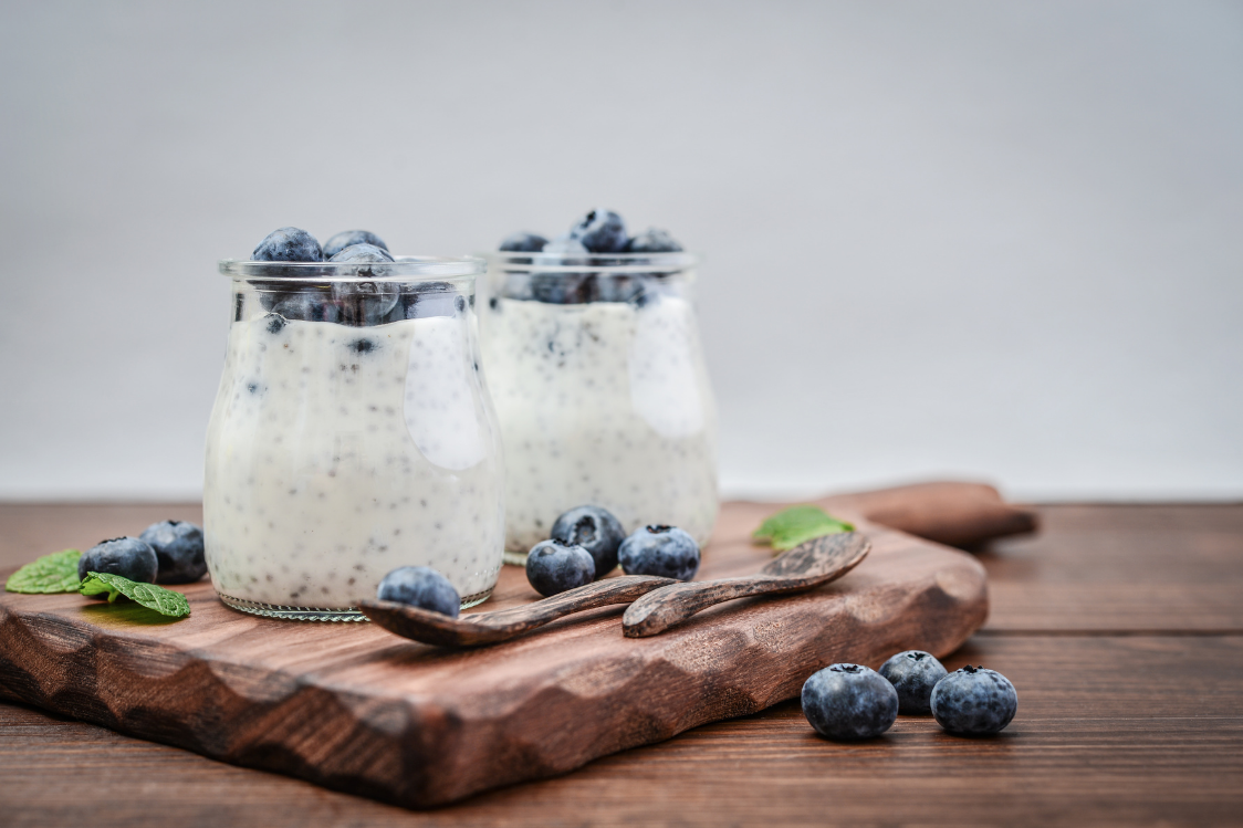 Чорнично-мигдалевий чіа-пудинг