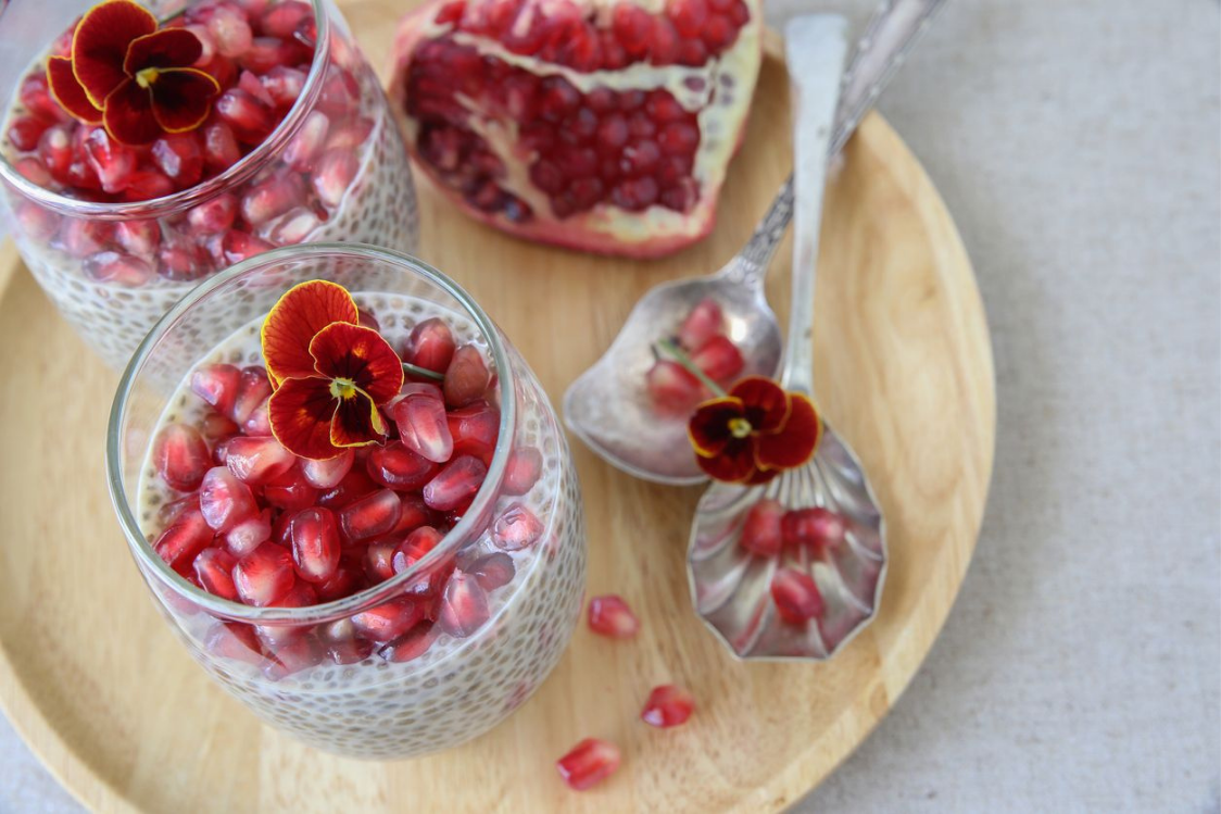 5. Ванільно-коричний чіа-пудинг з гранатом