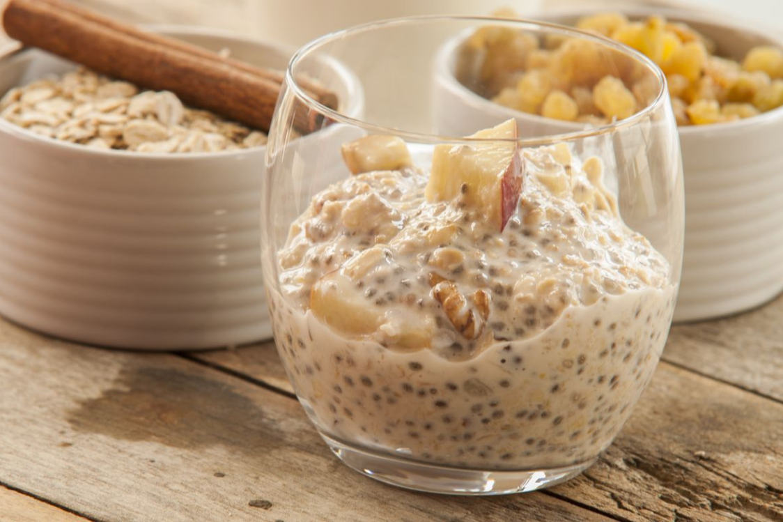 Корисний яблучно-коричний чіа-пудинг