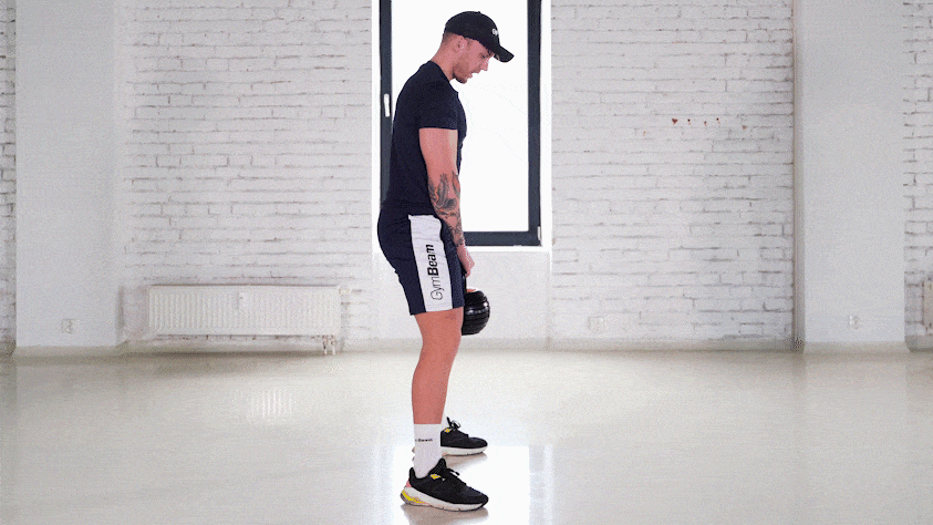 Як правильно виконувати станову тягу з гирею