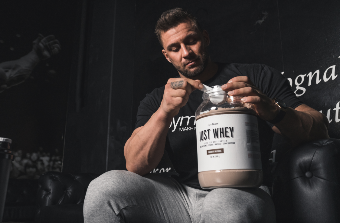 Насолоджуйтесь протеїновим коктейлем