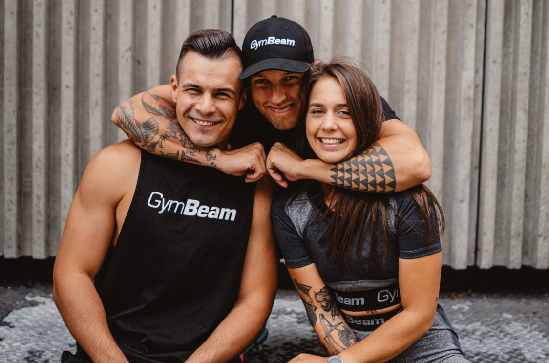 Замініть скролінг у соціальних мережах на спілкування з друзями та родиною