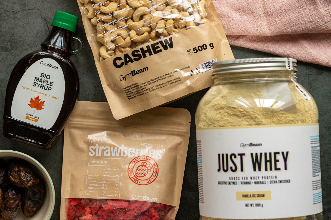 Полунично-горіхові кульки без випічки - інгредієнти