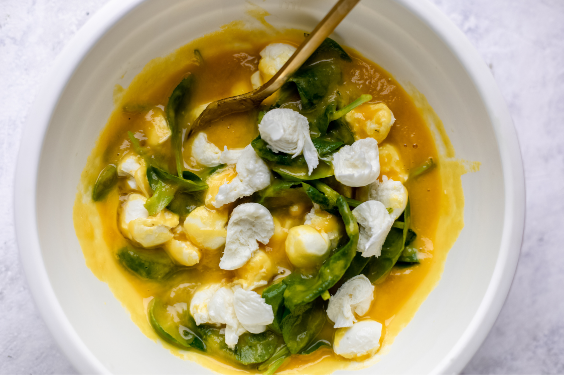 Гарбузовий кіш зі шпинатом та моцарелою - спосіб приготування