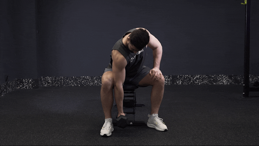 Як правильно виконувати скручування з концентрацією на одній руці