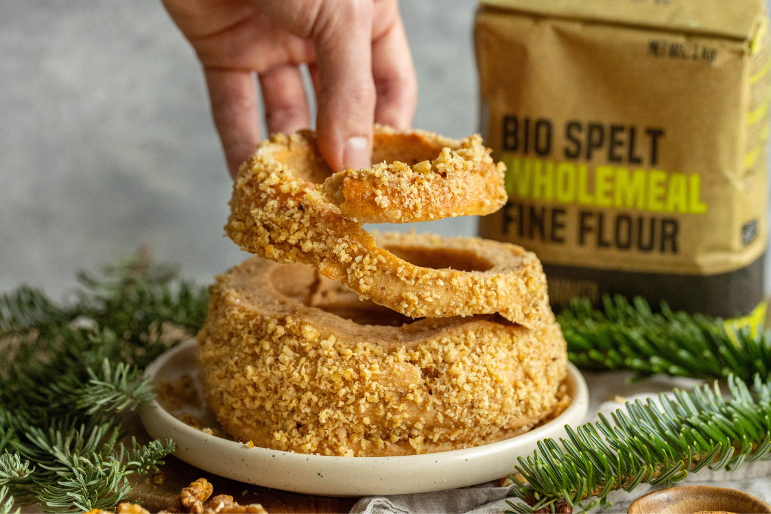 Різдвяний пиріг димар корицею 