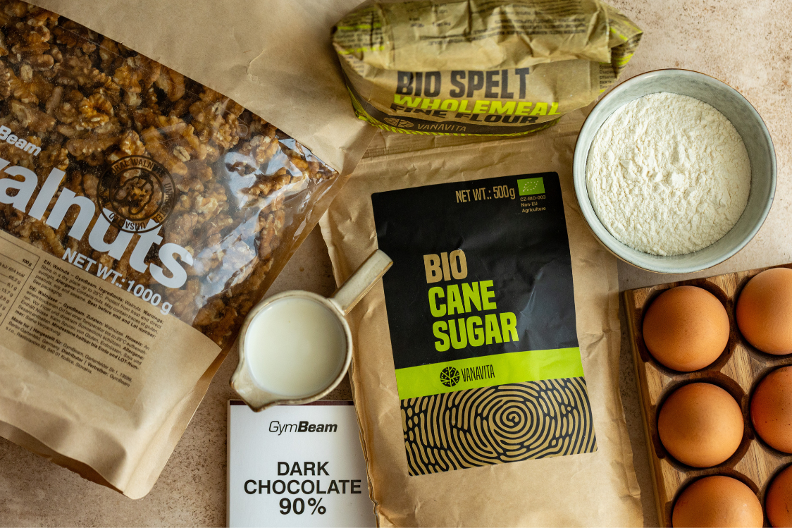 Пиріг "Бундт" на кефірі з горіхами та шоколадом - інгредієнти