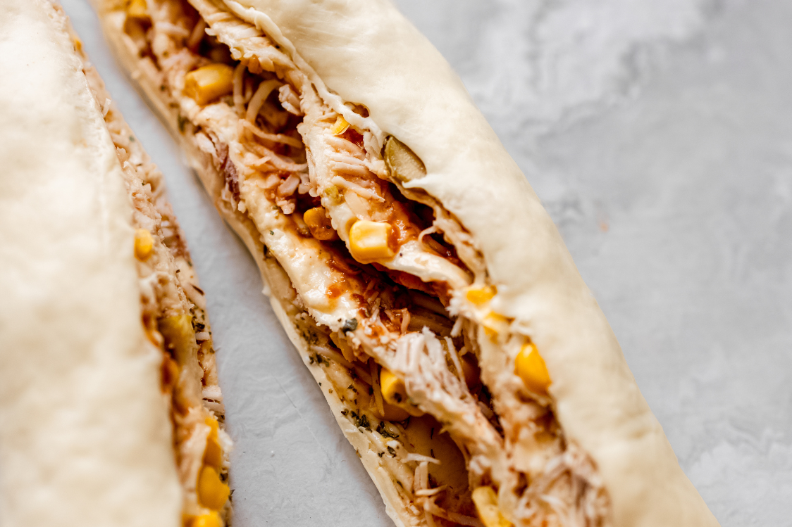 Піца-віночок - розрізати вздовж