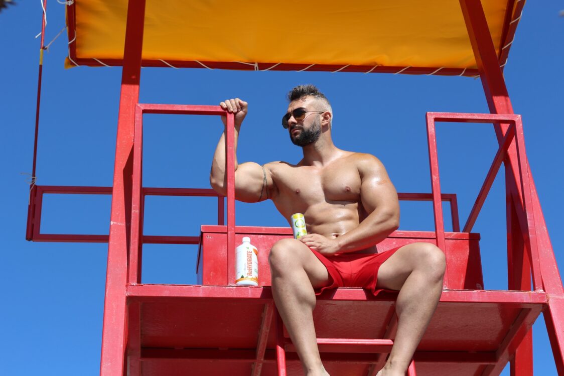 Іонні напої можуть поповнити запаси електролітів і подбати про оптимальний водний баланс, а також забезпечити енергією. 