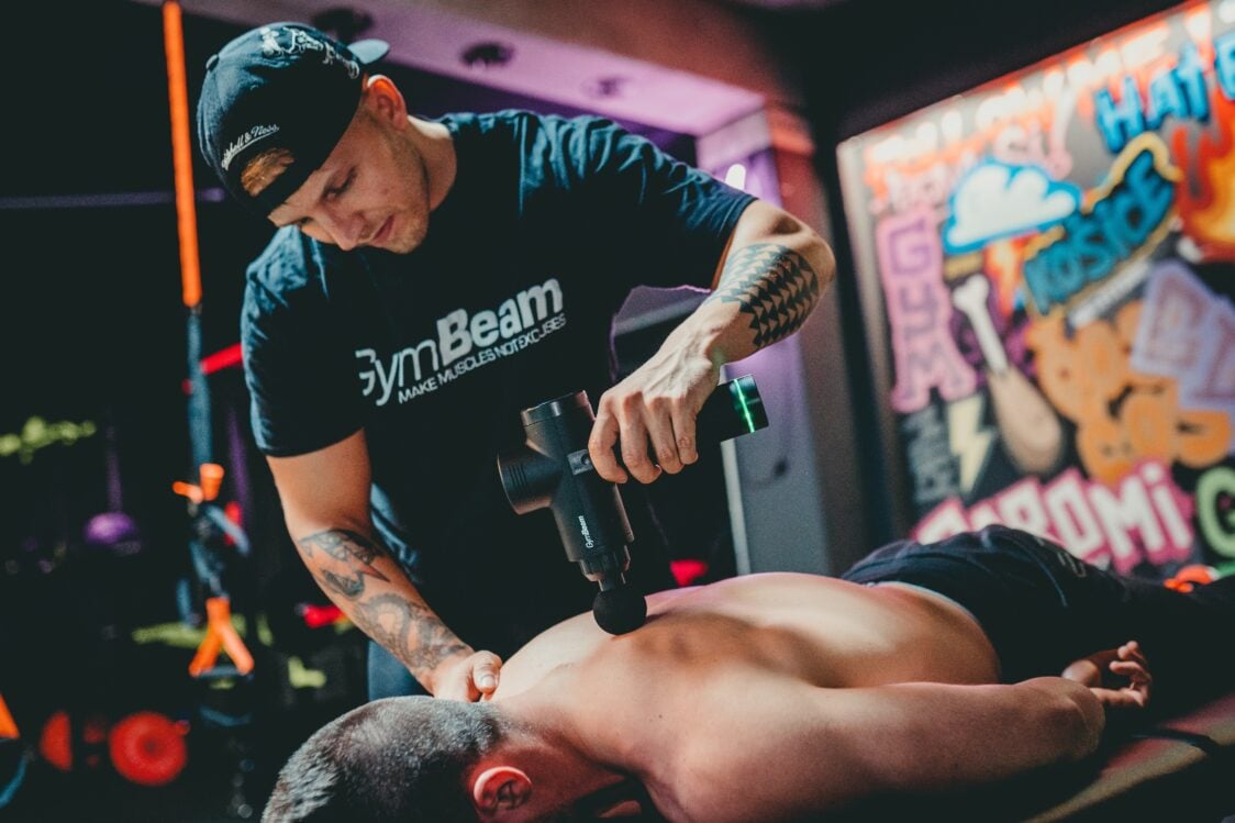 Преимущества использования массажного пистолета для спортсменов