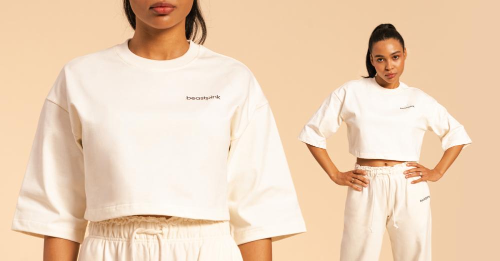 Жіноча укорочена футболка Serenity кольору слонової кістки - BeastPink