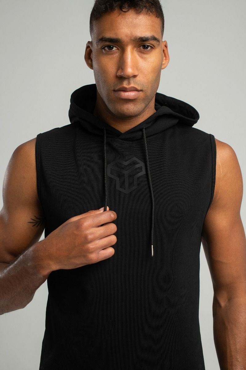Майка Essential Hoodie Black - STRIX | GymBeam.ua