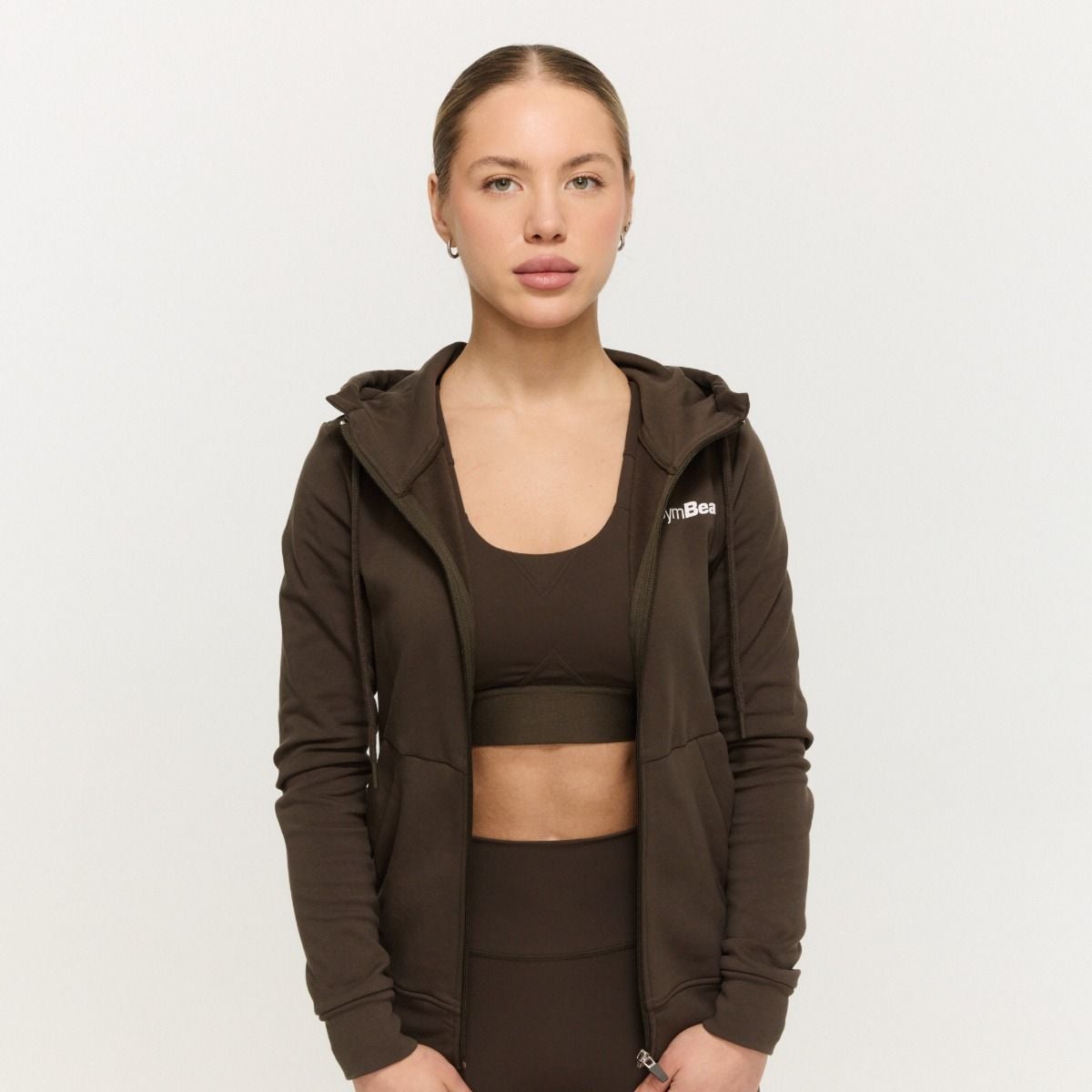 коричневий