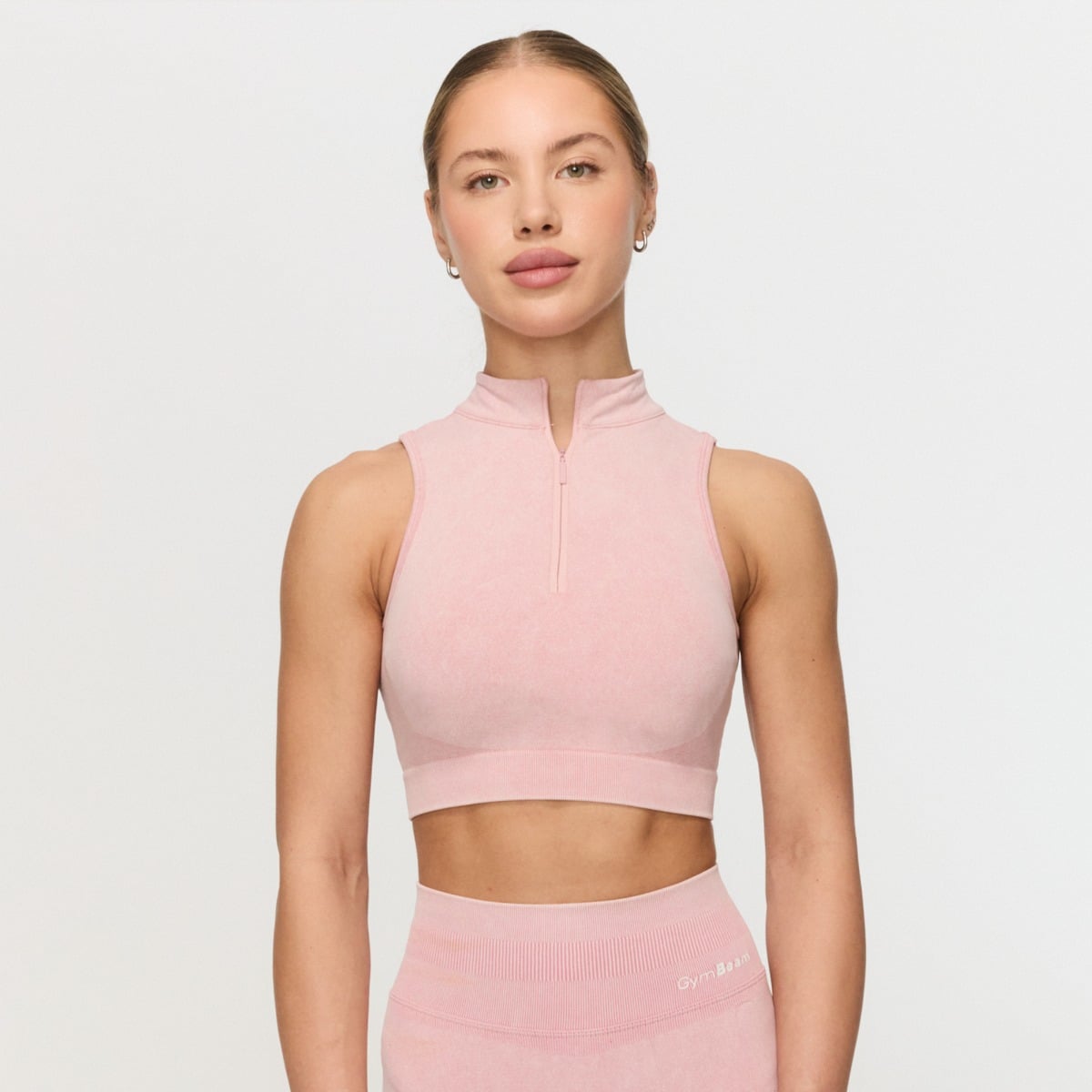 Бесшовный спортивный топ Fierce нежно-розовый - GymBeam