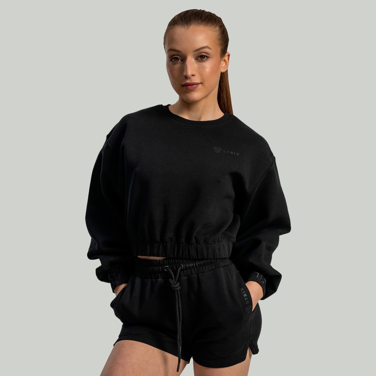 Женский джемпер Lunar Cropped Black - STRIX