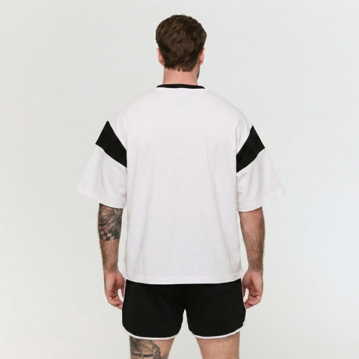 Premium Heavyweight Varsity T-Shirt - GymBeam