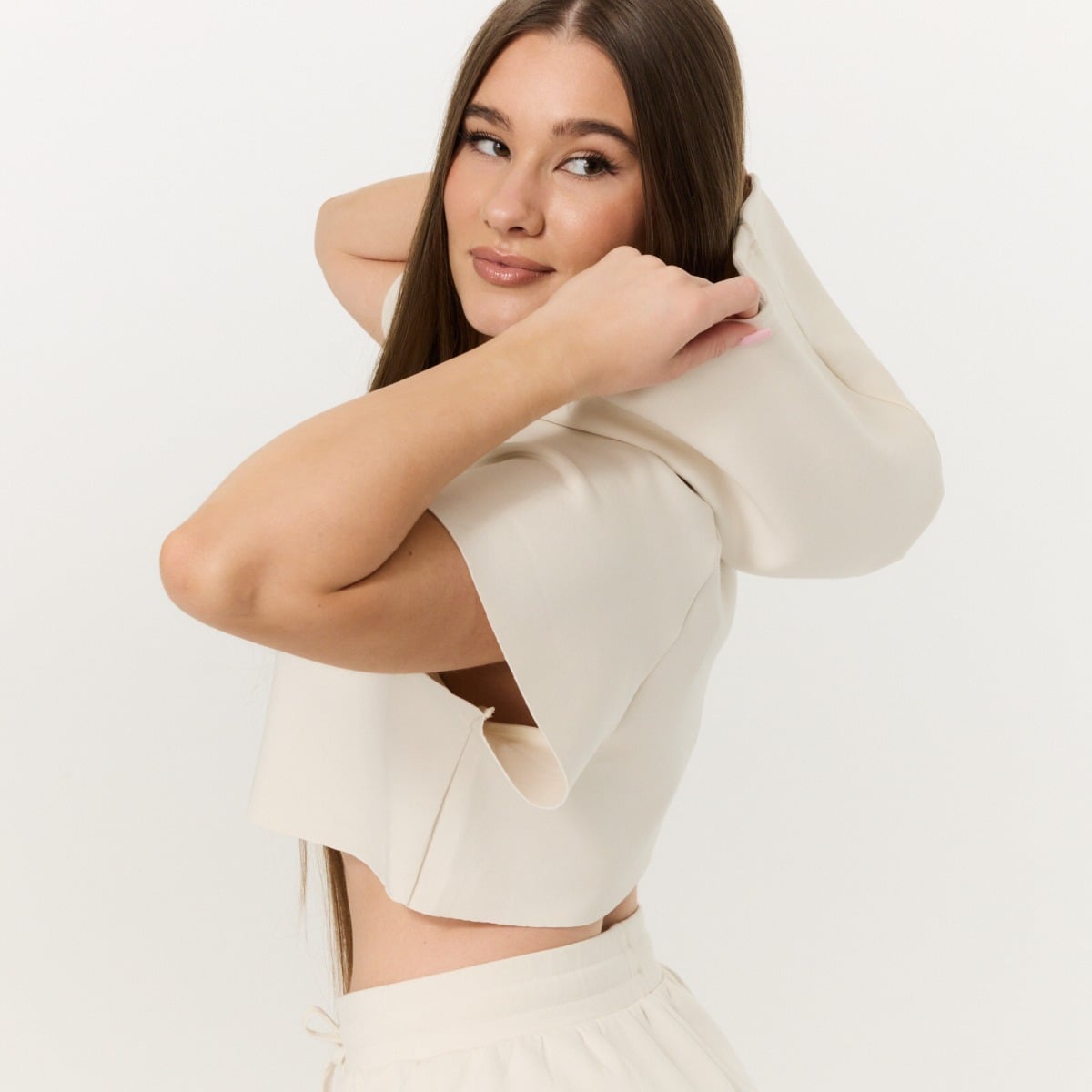 Женское укороченное худи Relay жемчужное - GymBeam